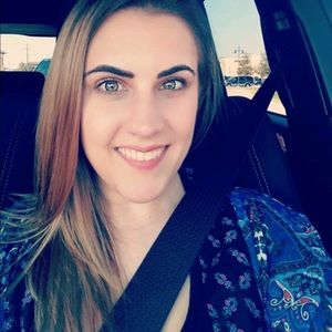 Meet your Posher, Amanda